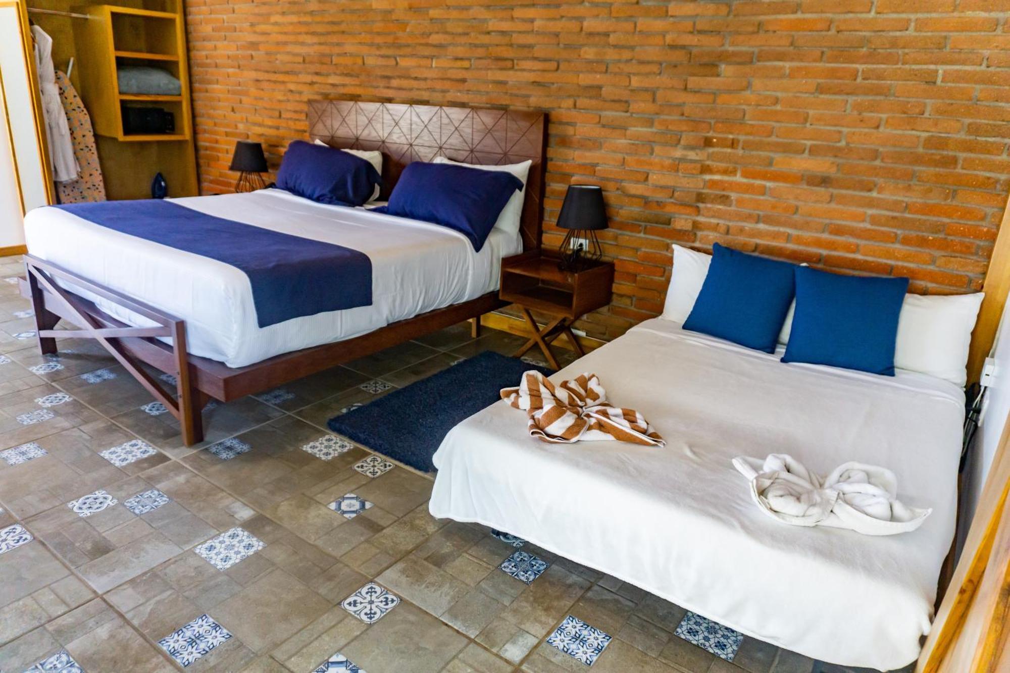 Ojo Azul Resort Valle de Guadalupe Eksteriør bilde